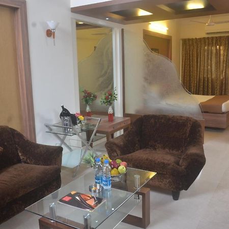 Hotel Plaza Мумбаї Екстер'єр фото