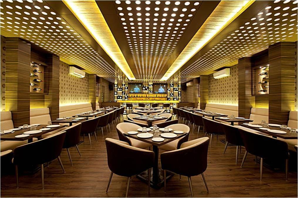 Hotel Plaza Мумбаї Екстер'єр фото