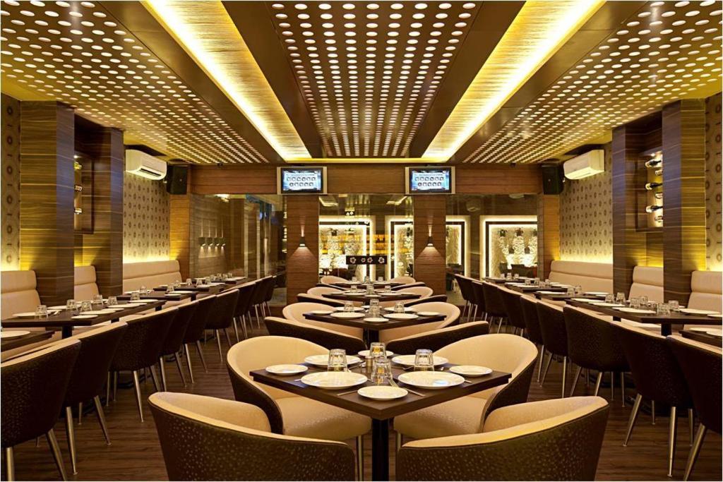 Hotel Plaza Мумбаї Екстер'єр фото